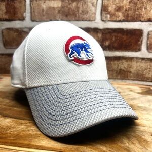 Chicago Cub Red C Bear Cub ball cap. Med/large